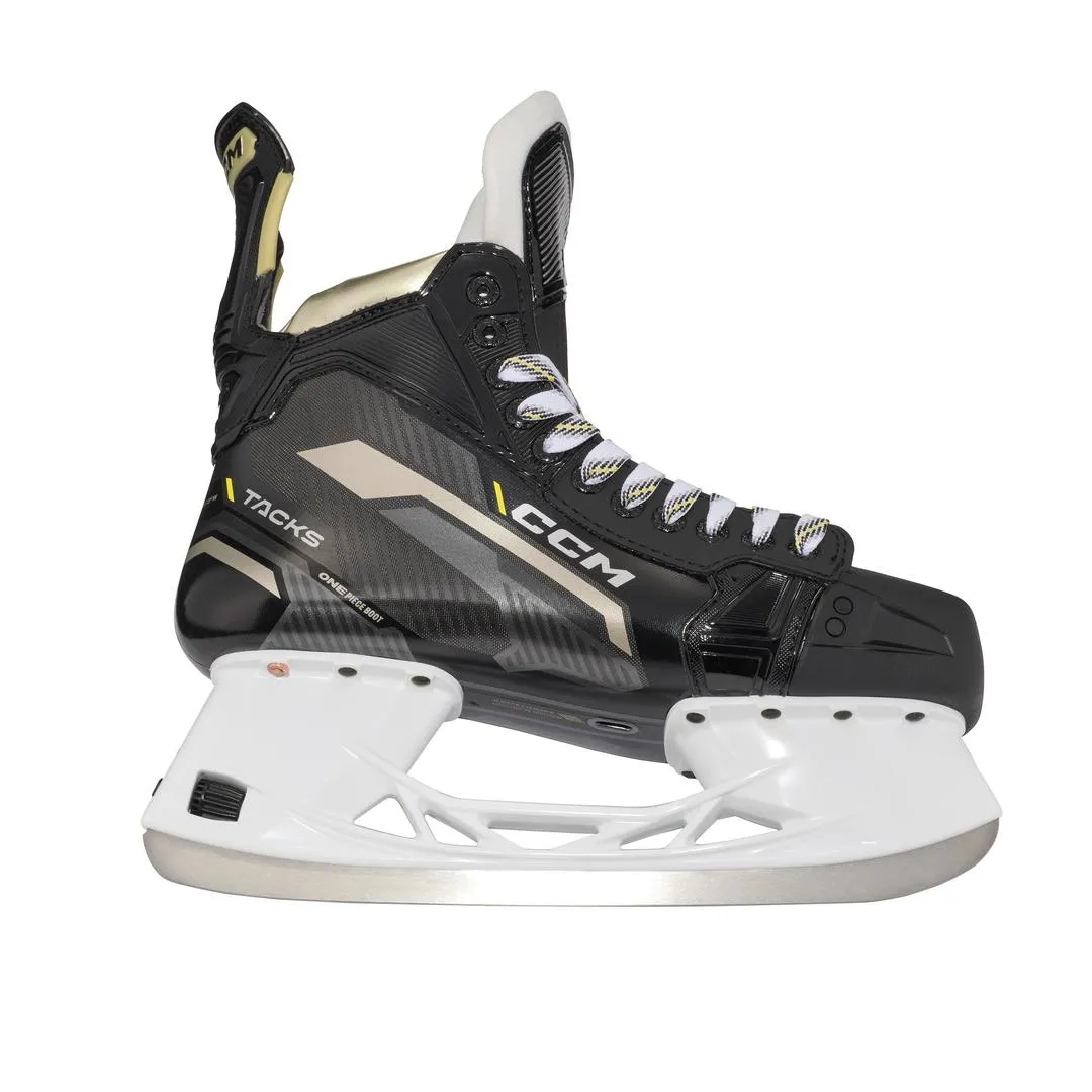 CCM Senior Tacks AS 580 Hockey Player Skates