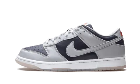 Nike Dunk Low “College Navy”