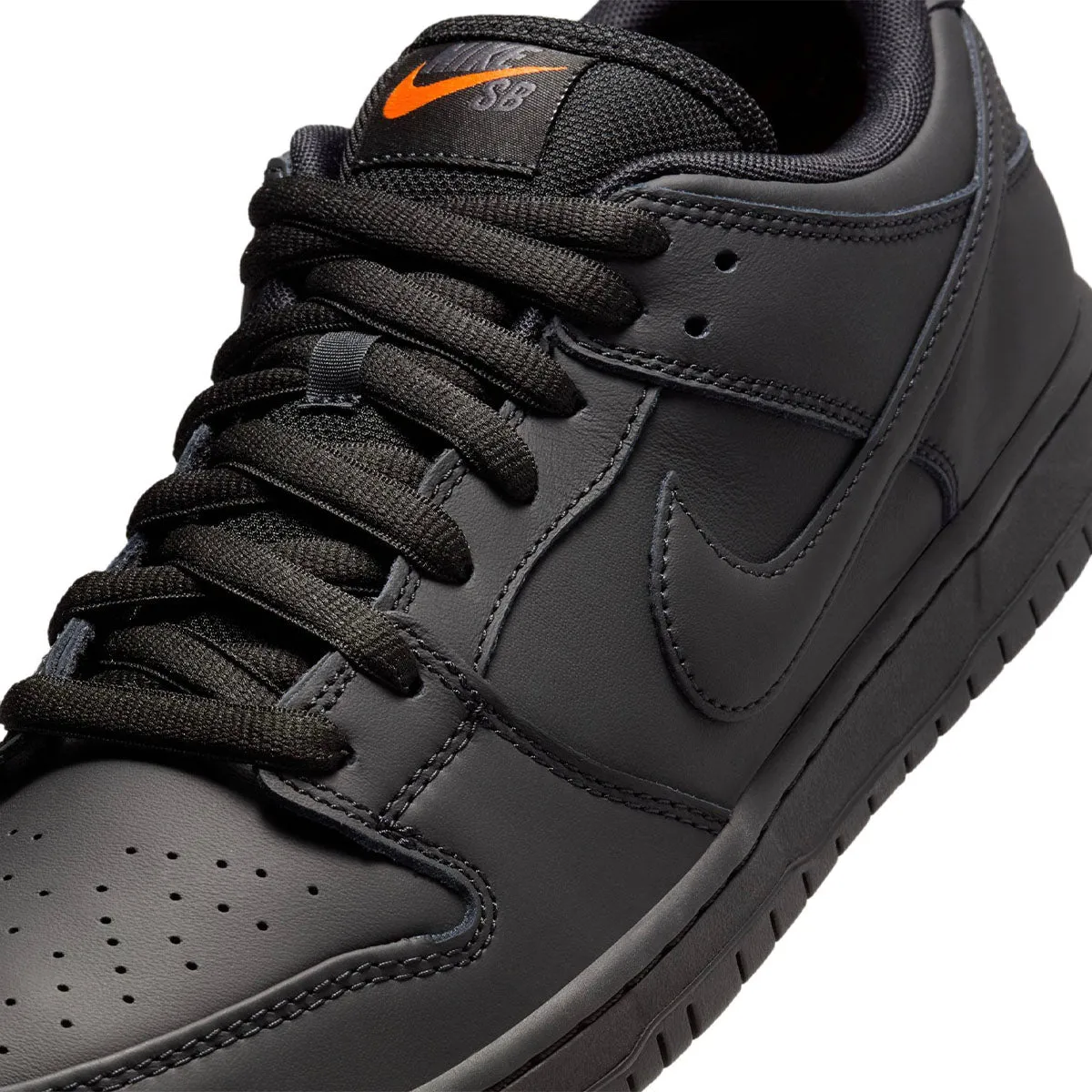 Nike SB - Dunk Low Pro Shoes Triple Black