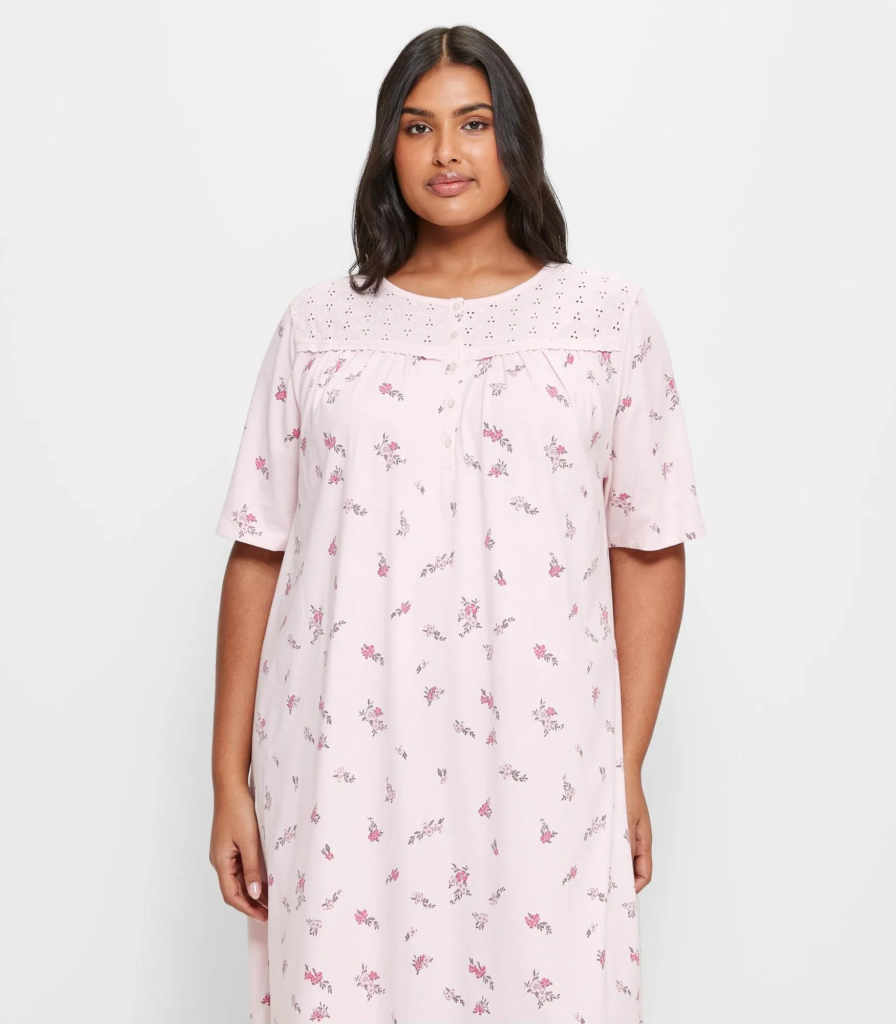 popular  Plus Size Traditional Lace Trim Sleep Nightie